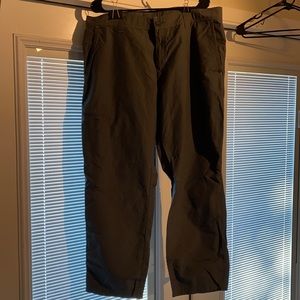 Columbia Men’s Lightwieght Hiking Pants